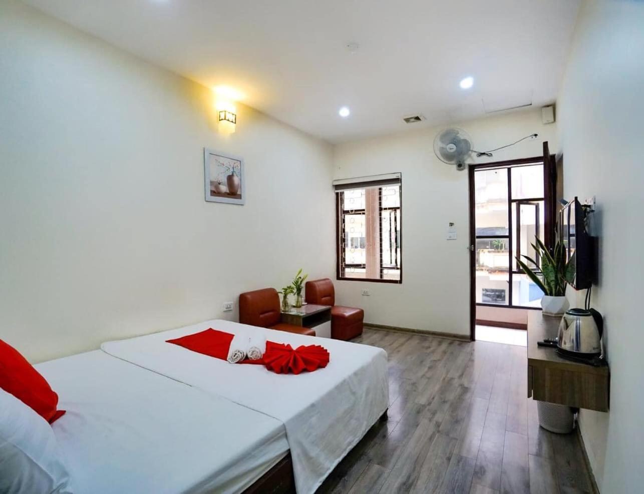 Khach San Giao Thong Hotel Hanói Exterior foto