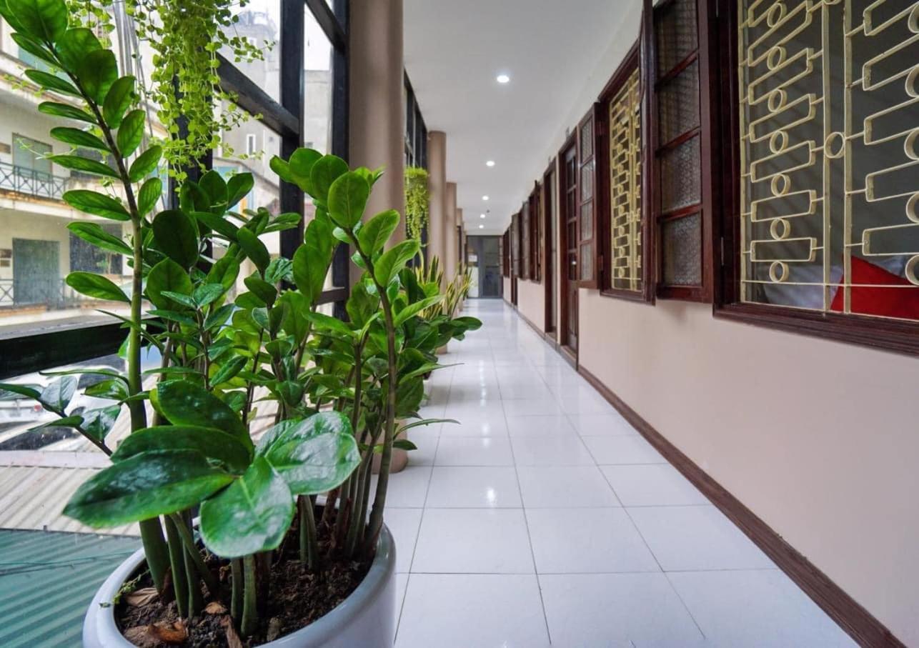 Khach San Giao Thong Hotel Hanói Exterior foto