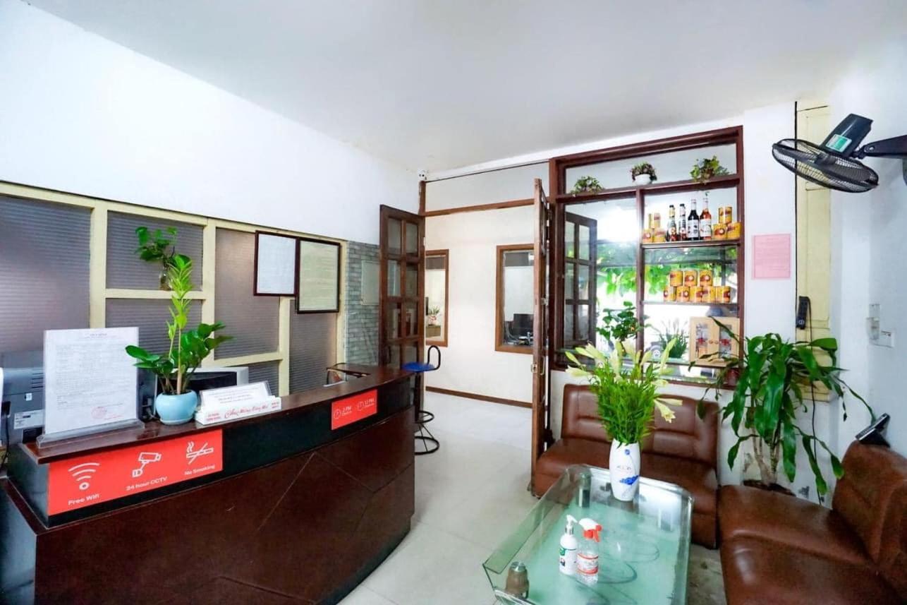 Khach San Giao Thong Hotel Hanói Exterior foto
